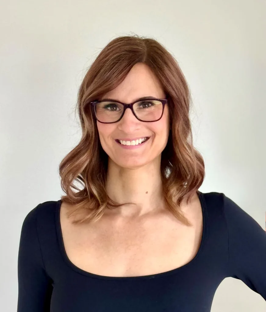 photo of Beckie Vyse, bookkeeper and owner of ProFit Bookkeeping & Consulting, an Edmonton-area bookkeeping firm focused on building fruitful business relationships with growing companies looking to find efficiencies in their finances.